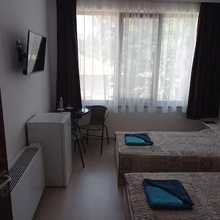 Pensión шошови 4*