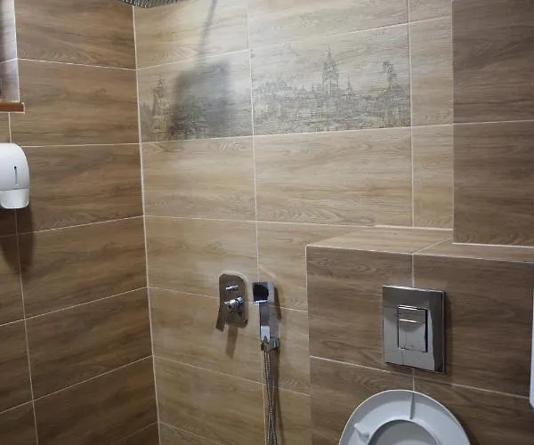 Konukevi шошови