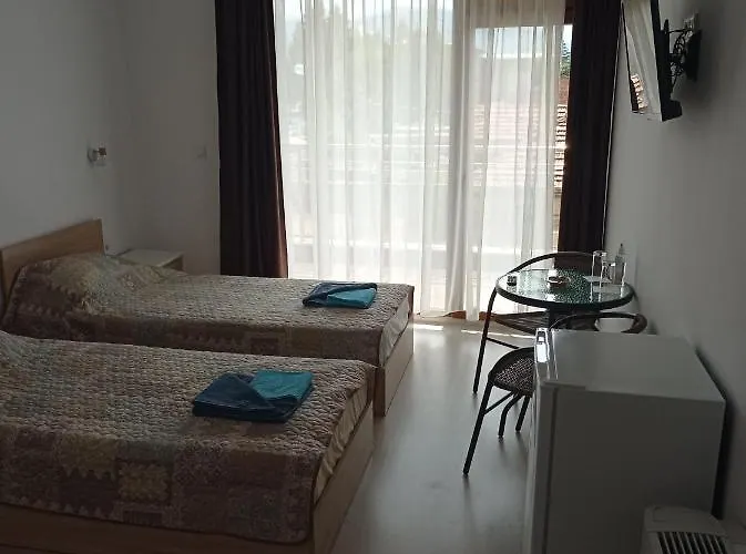 шошови Konukevi